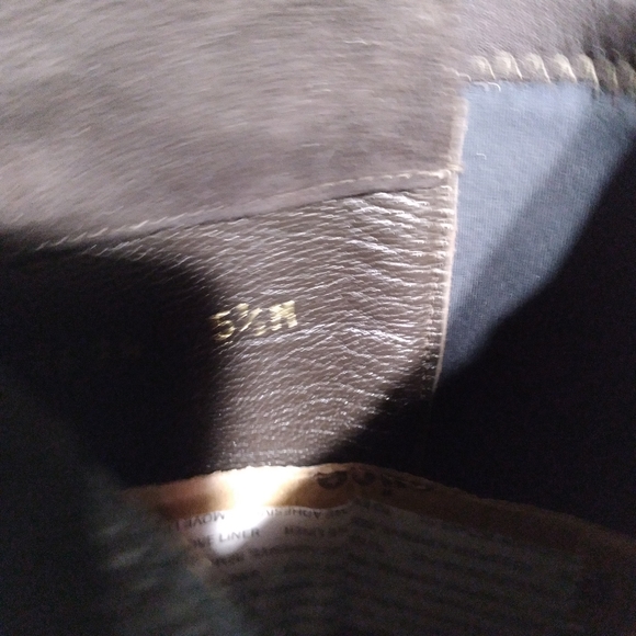 STUART WEITZMAN Dark Brown Suede 50/50 Over-the-knee Boots, size 5½M - Picture 4 of 7